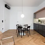 Rog Apartment Ljubljana