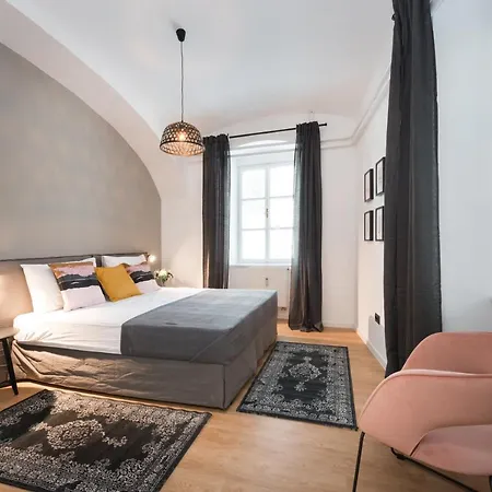 Apartma Rog